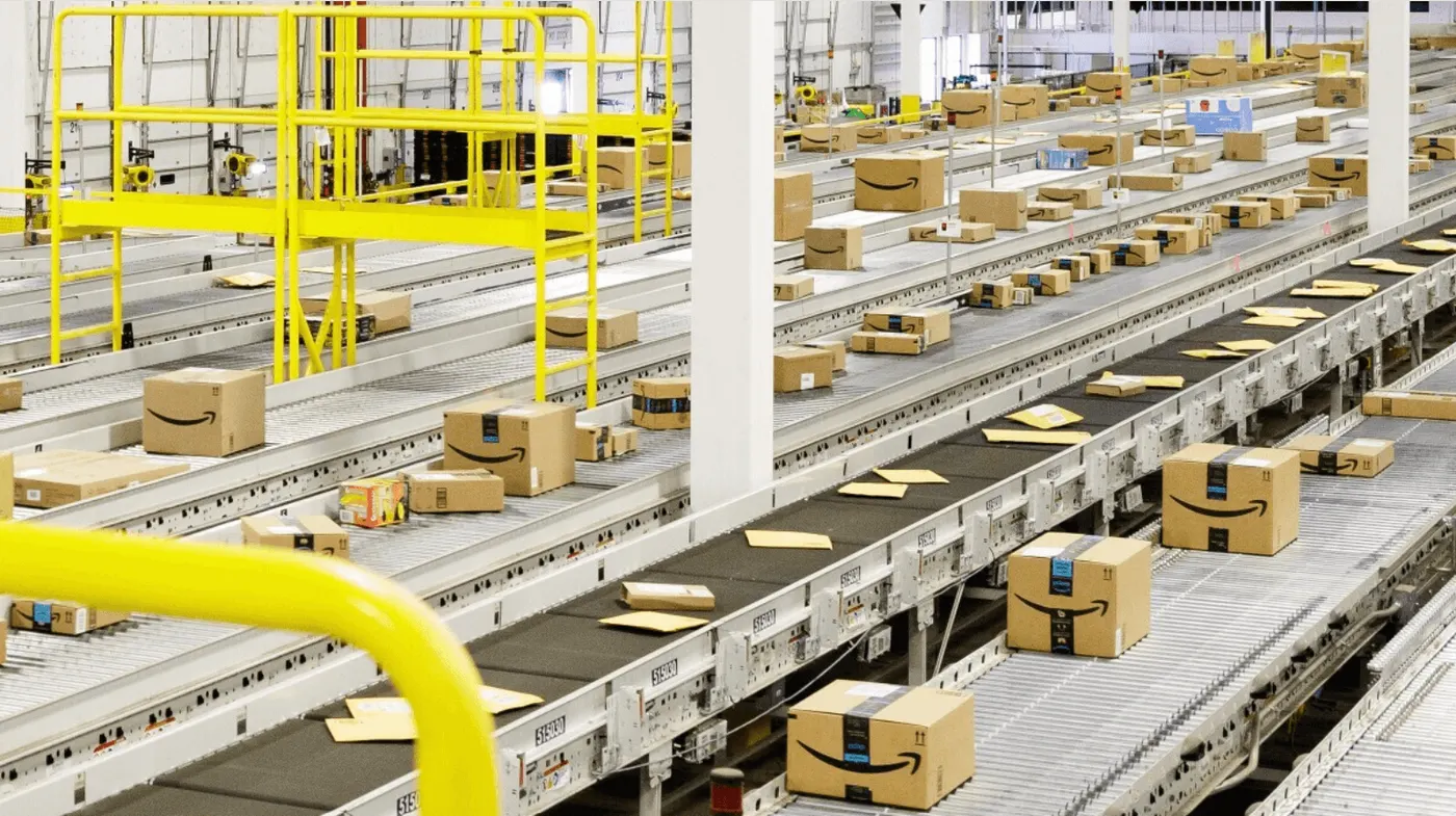 Avantages et Limitations d'Amazon Global Logistics